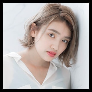 外はねボブヘアスタイル