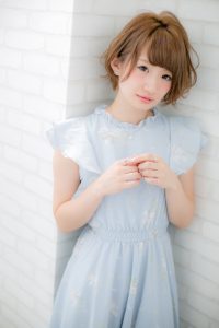 ショートボブ