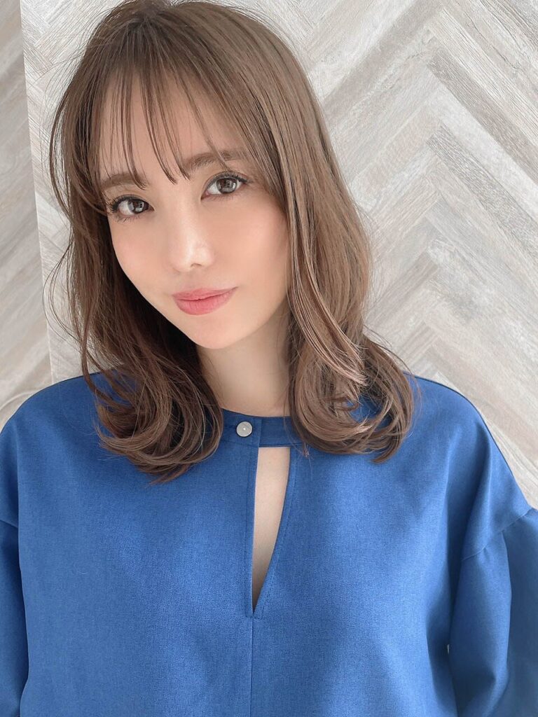 ミディアムヘアスタイルパーマ